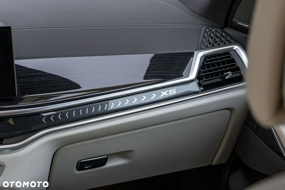 BMW X5 xDrive30d - 24