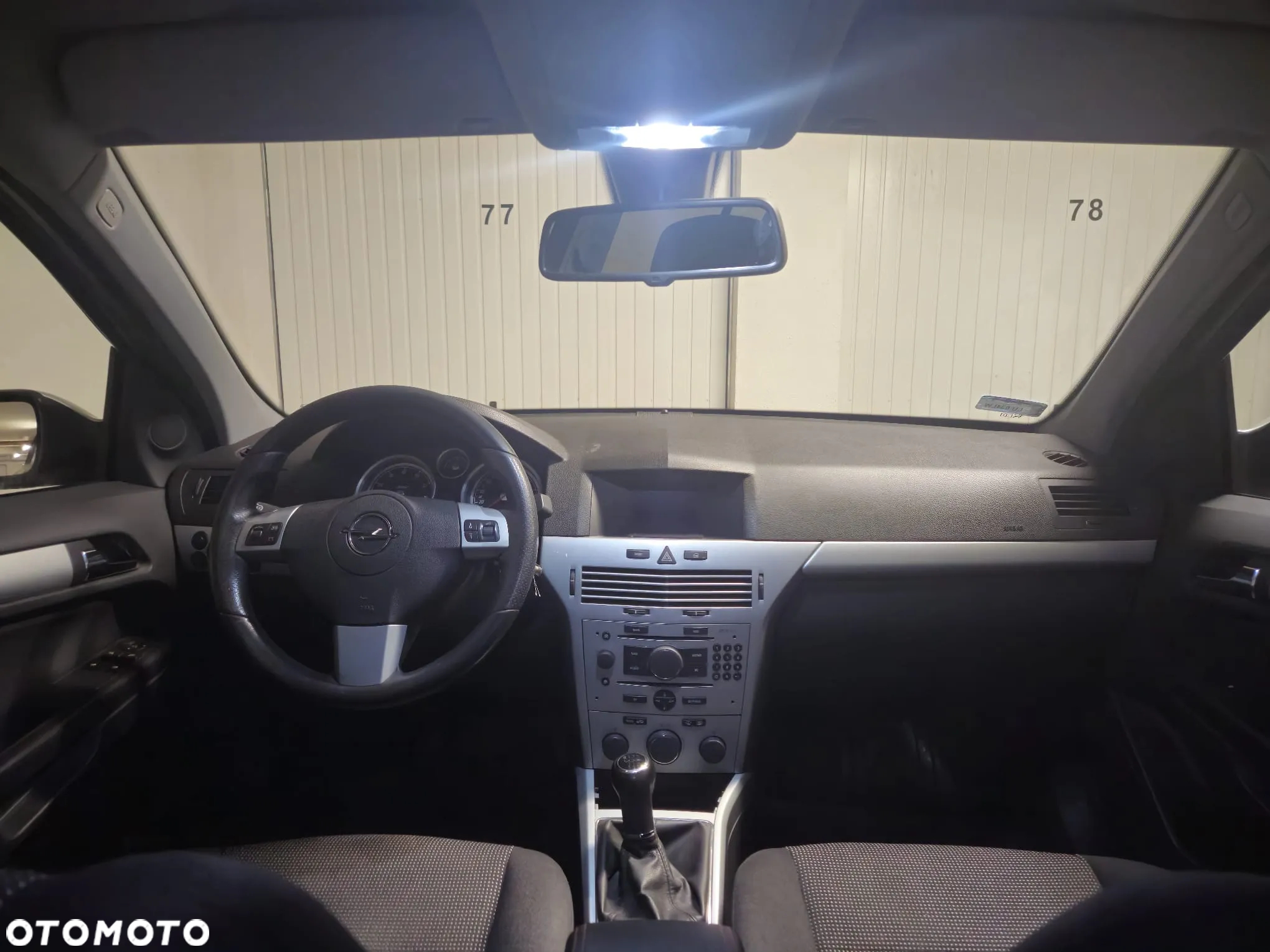 Opel Astra 2.0 Turbo Sport - 9
