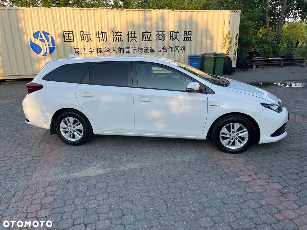 Toyota Auris Hybrid 135 Active - 13