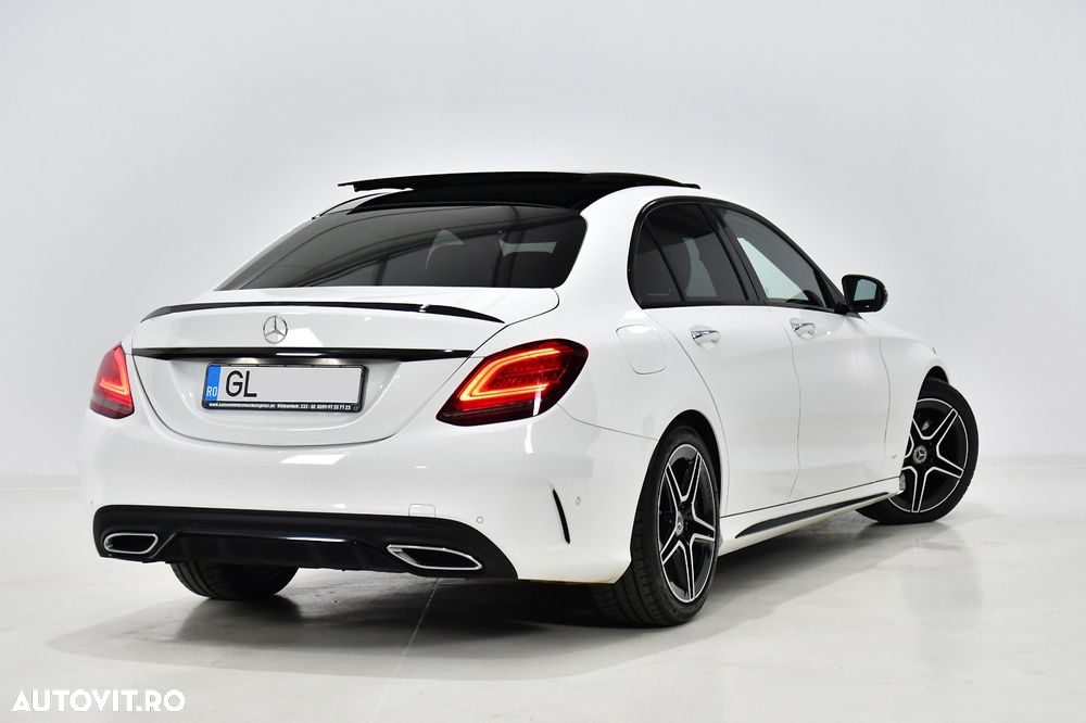 Mercedes-Benz C 300 d 4Matic 9G-TRONIC - 4