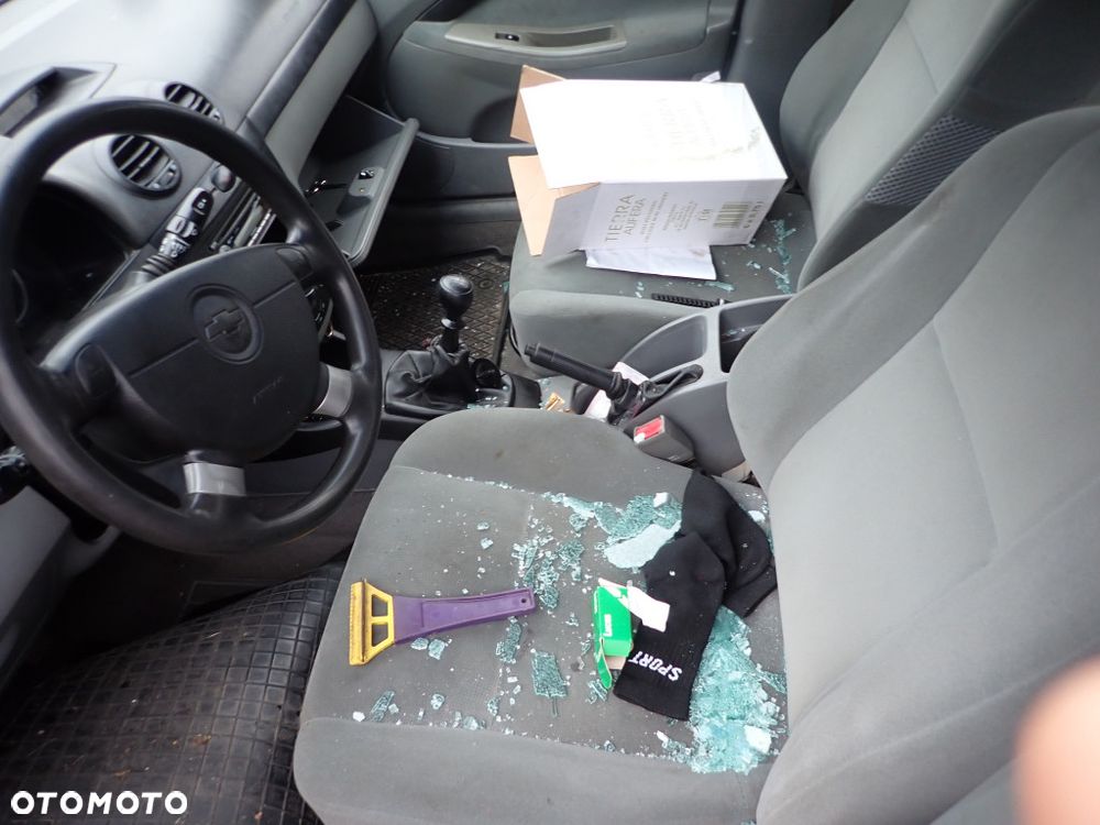 CZĘŚCI - Chevrolet Nubira 1,6 16V F16D3 109KM KOMBI lakier 92U 2006r. INDEX - 8574 - 7