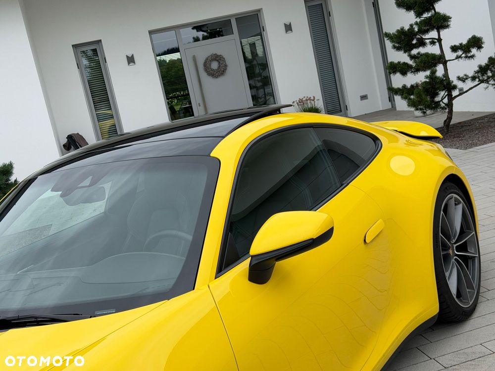Porsche 911 Carrera S - 7
