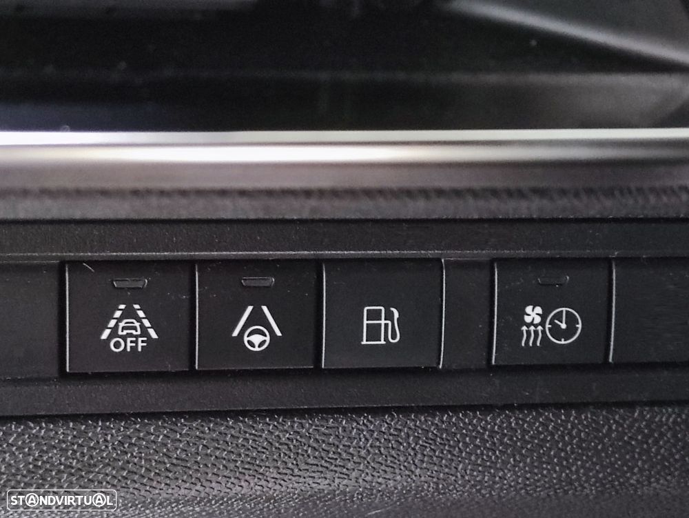 Peugeot 3008 1.6 Hybrid GT e-EAT8 - 10