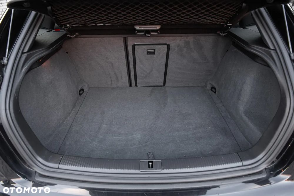 Audi S3 Sportback Standard - 27