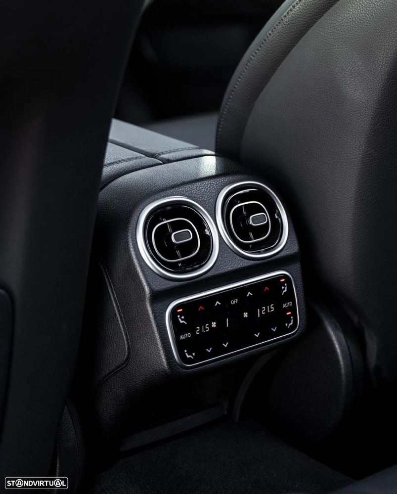 Mercedes-Benz C 300 e Avantgarde - 10