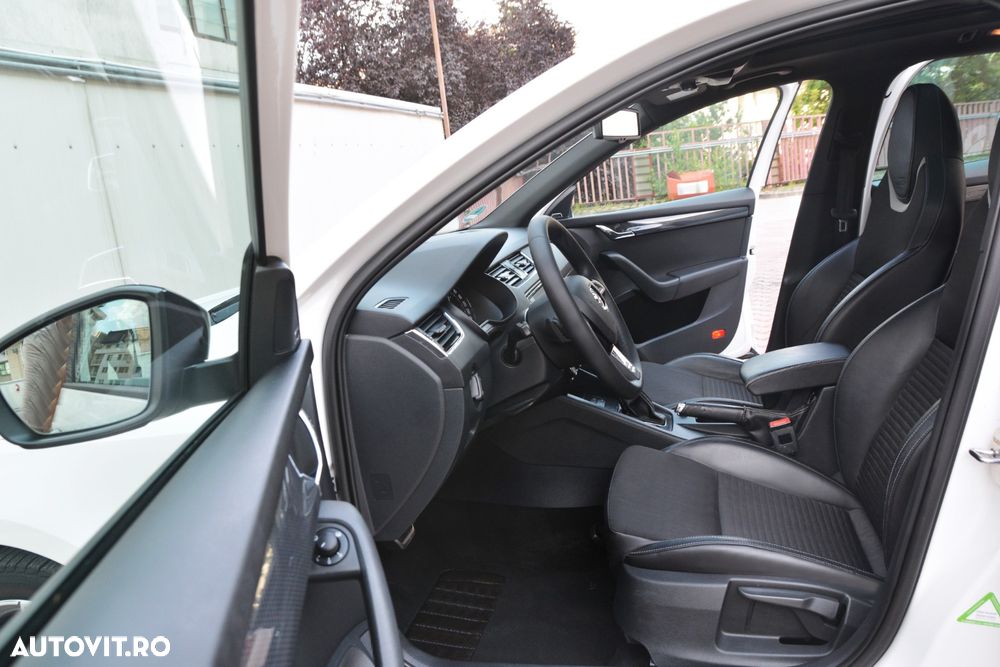 Skoda Octavia 2.0 TDI (Green tec) DSG RS - 12