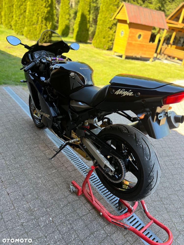 Kawasaki ZX - 18