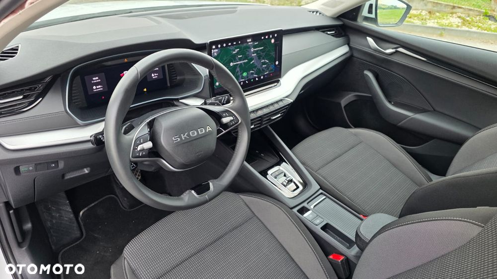 Skoda Octavia 2.0 TDI Ambition DSG - 9