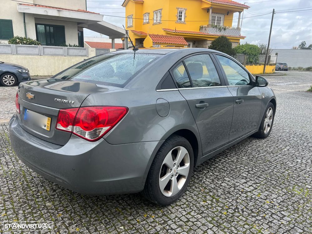 Chevrolet Cruze 2.0 VCDi LT - 17