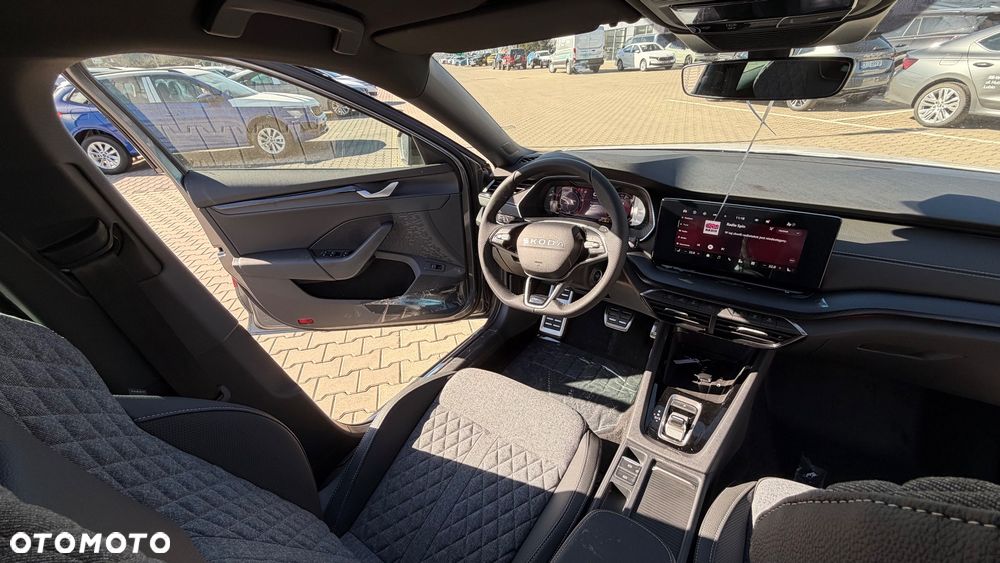 Skoda Octavia 1.5 TSI mHEV DSG Sportline - 9