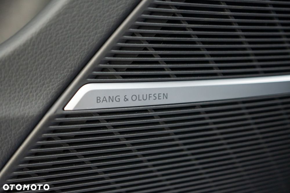 Audi RS Q8 - 14