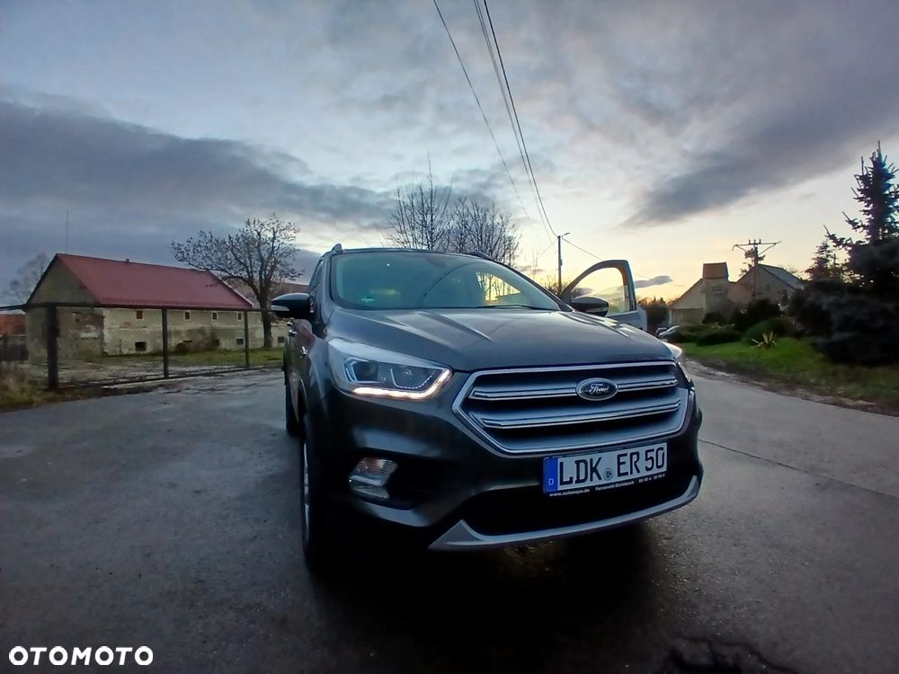 Ford Kuga 2.0 TDCi 4x4 Titanium - 27