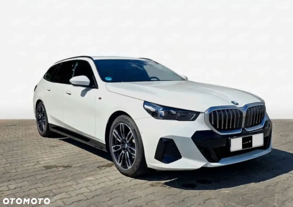 BMW Seria 5 520d xDrive mHEV M Sport - 1