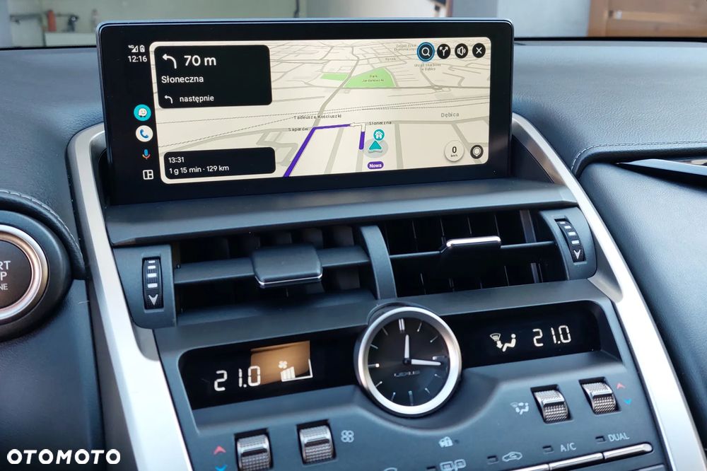 Lexus NX 300 - 11