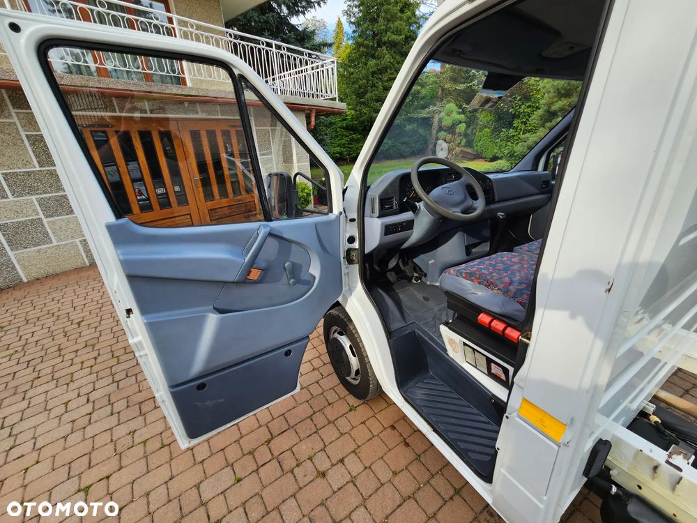 Mercedes-Benz Sprinter 412 D Kontener/Izoterma 3.70 M ! Bez Korozji ! - 24