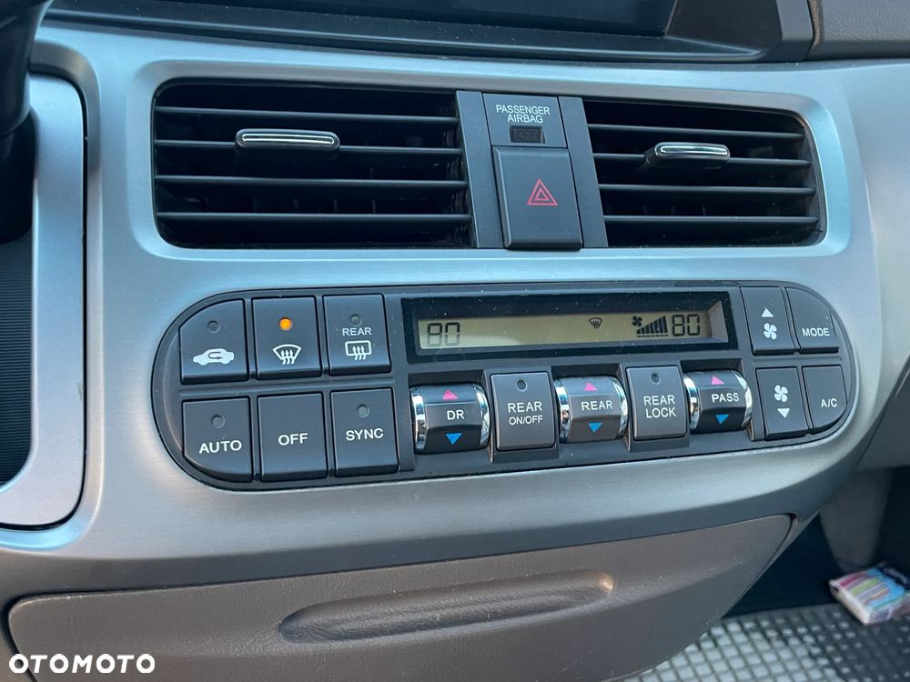 Honda Odyssey 3.5 LX - 11