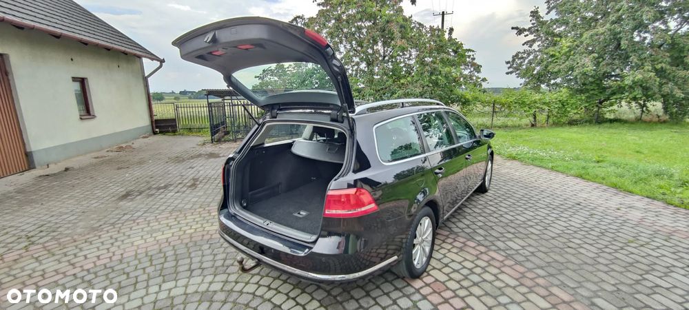 Volkswagen Passat 1.6 TDI Comfortline - 20