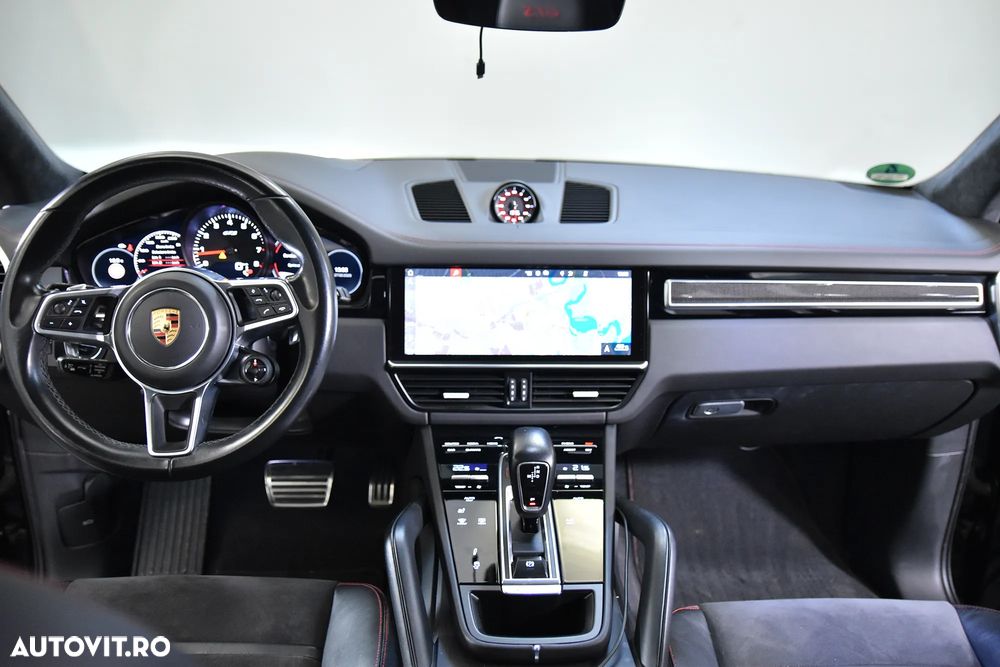 Porsche Cayenne - 9