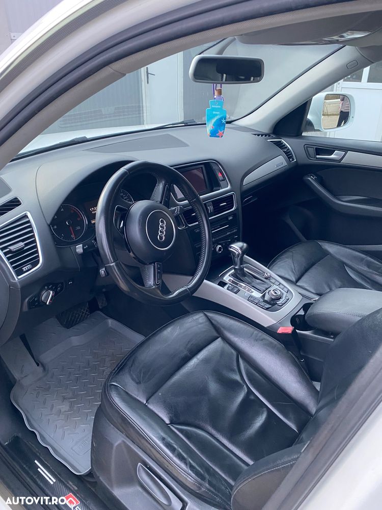 Audi Q5 2.0 TDI Quattro S tronic - 11