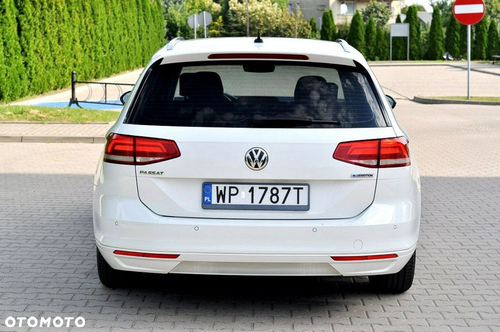 Volkswagen Passat Variant 1.6 TDI (BlueMotion Technology) Trendline - 28