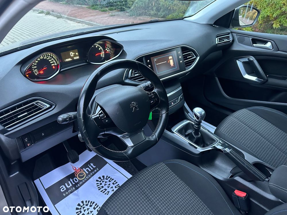 Peugeot 308 - 17