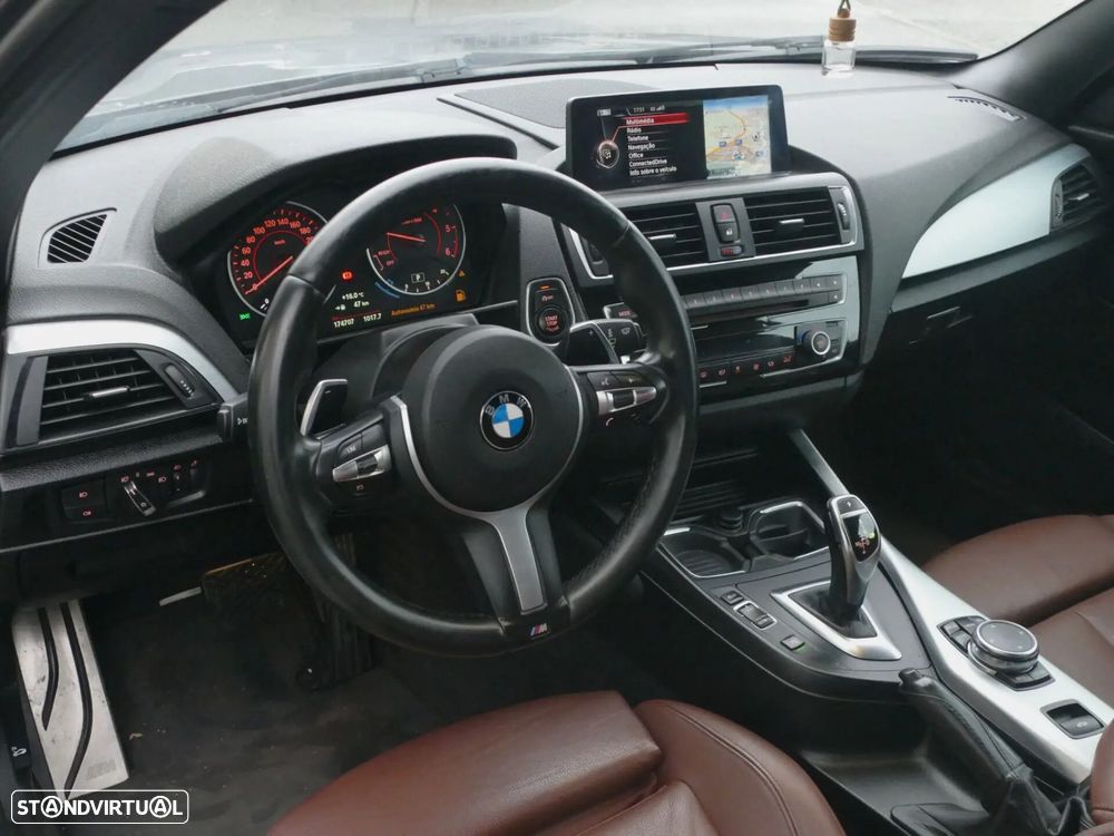 BMW 220 d Cabrio Pack M Auto - 23