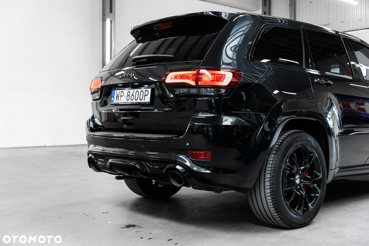 Jeep Grand Cherokee - 15