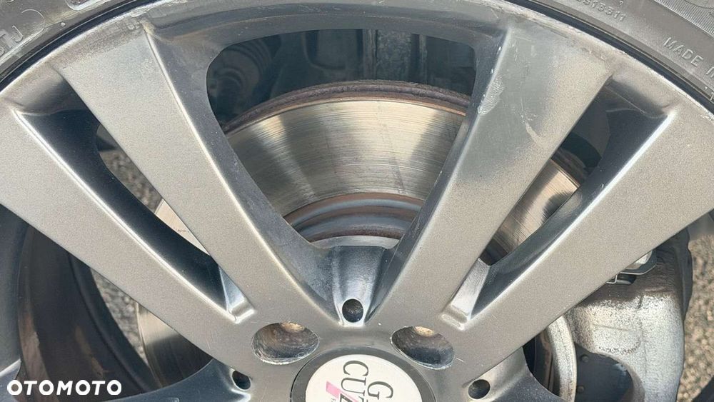 Kia Ceed - 13