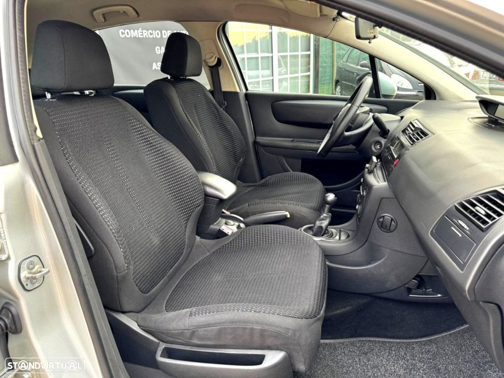 Citroën C4 1.6 HDi SX - 13