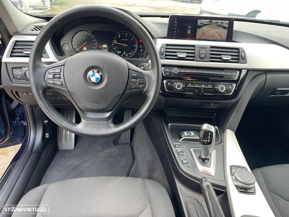 BMW 320 d Touring Advantage Auto - 18