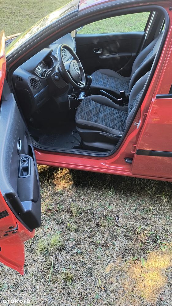 Renault Clio 1.2 16V Authentique - 19
