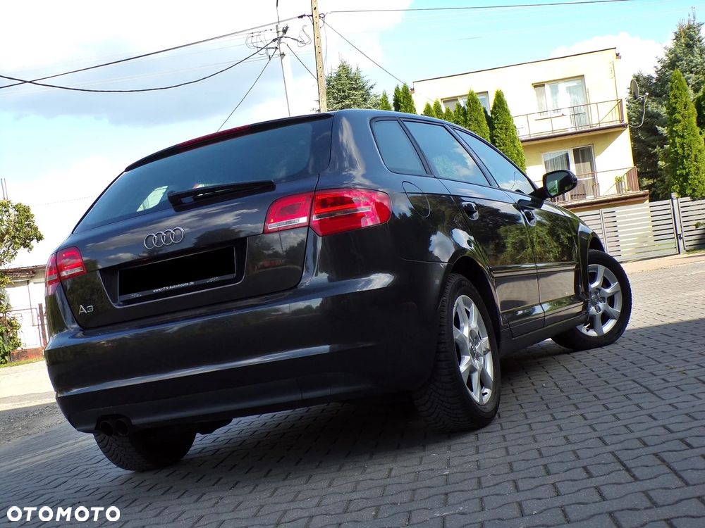 Audi A3 Sportback 1.4 TFSI Ambiente - 4