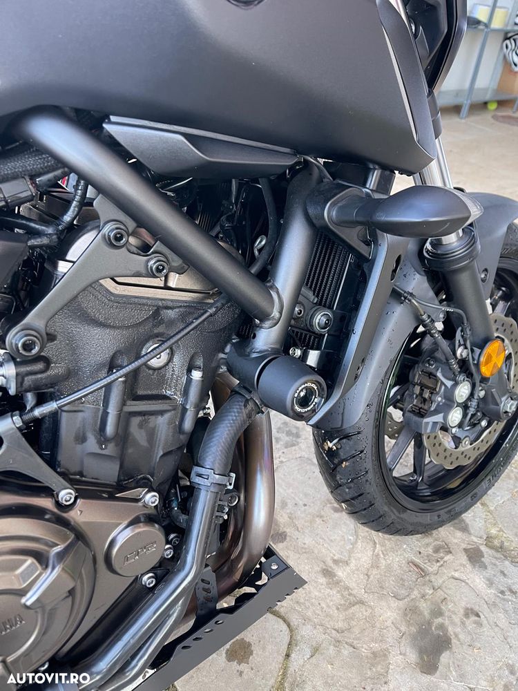Yamaha MT-07 - 8
