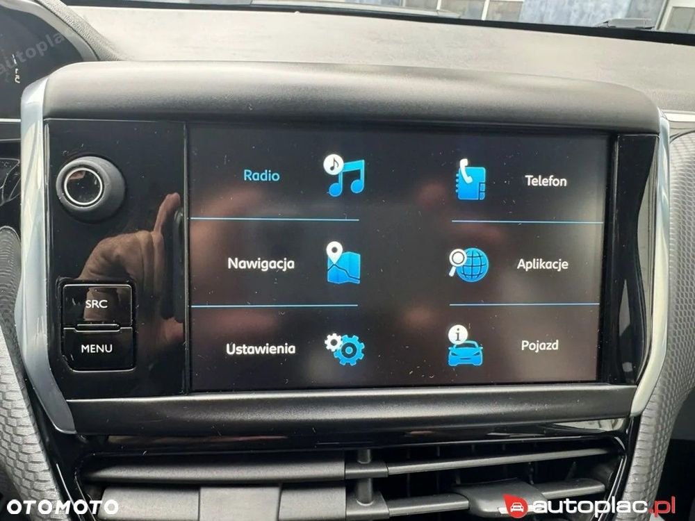 Peugeot 2008 1.2 Pure Tech GPF Allure S&S - 16