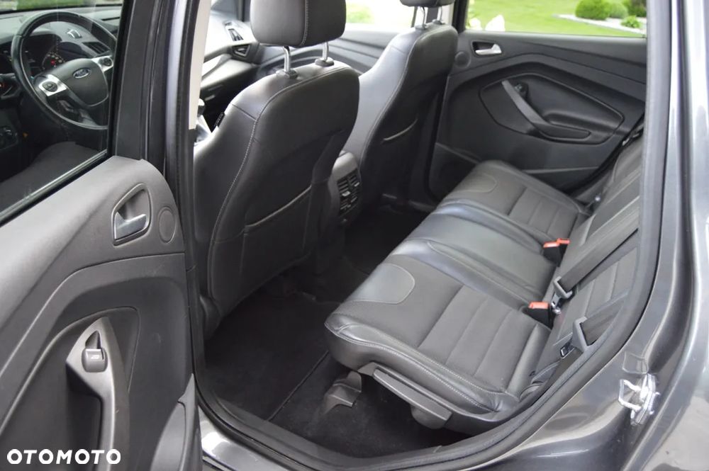 Ford Kuga 2.0 TDCi 2x4 Titanium - 9
