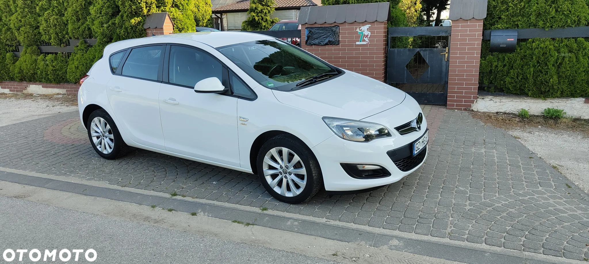 Opel Astra IV 1.4 Active - 2