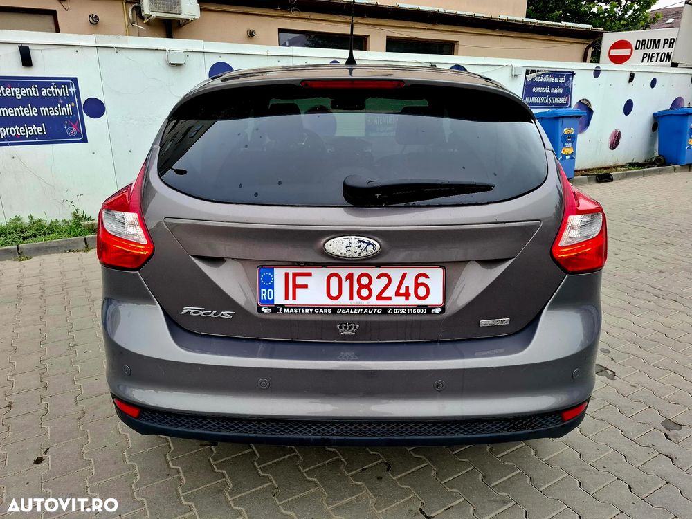 Ford Focus 1.6 TDCI ECOnetic 88g Start-Stopp-System Titanium - 7