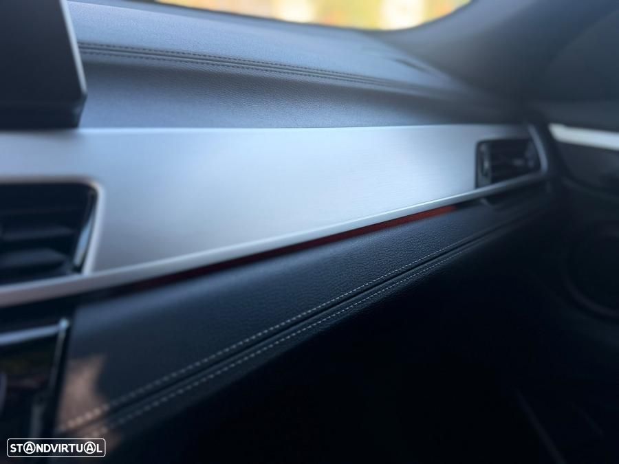 BMW X2 25 e xDrive X Pack M - 24