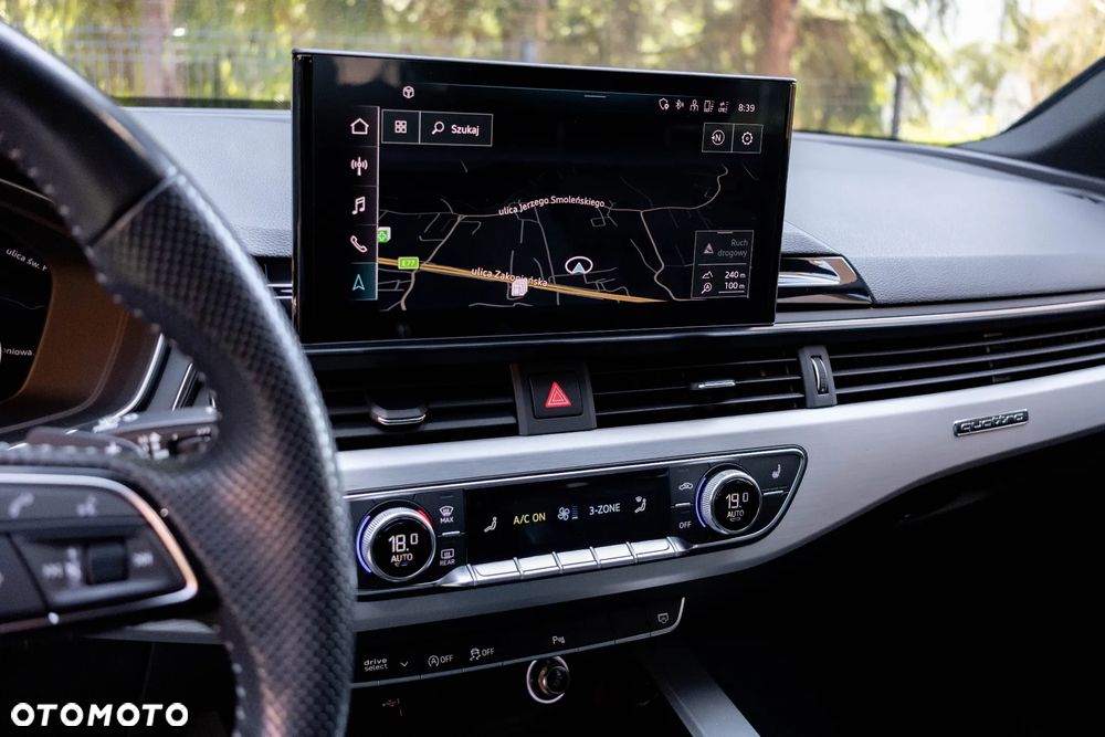 Audi A4 Avant 40 TDI quattro S tronic S line - 35