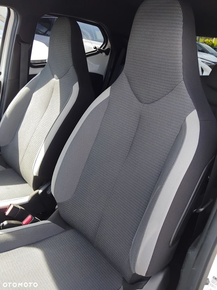 Toyota Aygo 1.0 VVT-i Black Edition - 25