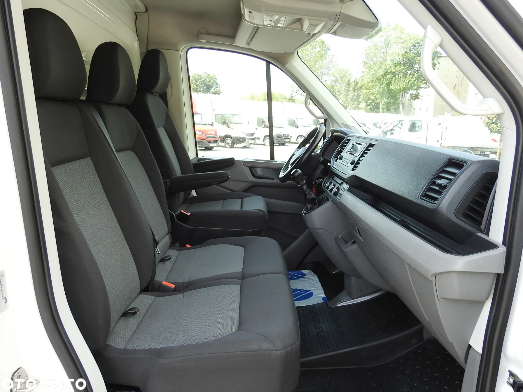 Volkswagen CRAFTER PLANDEKA WINDA 8 PALET WEBASTO TEMPOMAT 180KM [ 032919 ] - 34