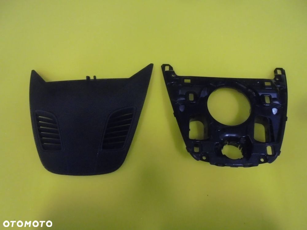 BMW 5 G30 G31 KRATKA KONSOLI GORNA - 1
