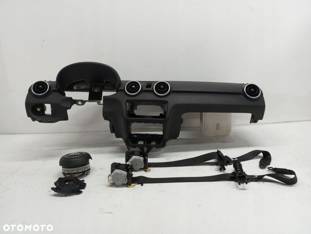 Konsola pulpit deska AIRBAG KIEROWCY AUDI A1 8X - 1