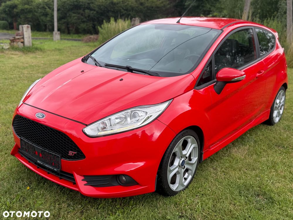 Ford Fiesta 1.6 EcoBoost ST - 10