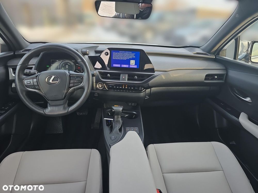 Lexus UX 250h GPF F Sport Design 2WD - 15