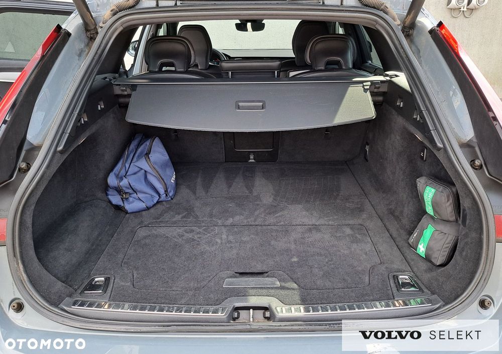 Volvo V90 - 31