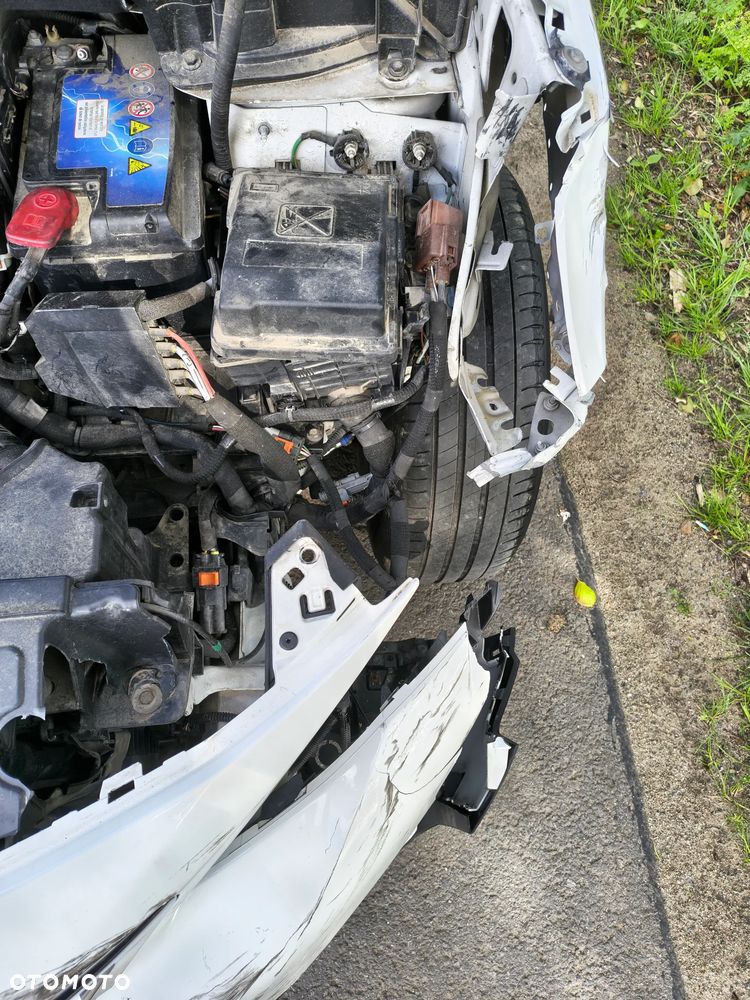 Peugeot 3008 BlueHDi 130 Stop & Start Allure - 5
