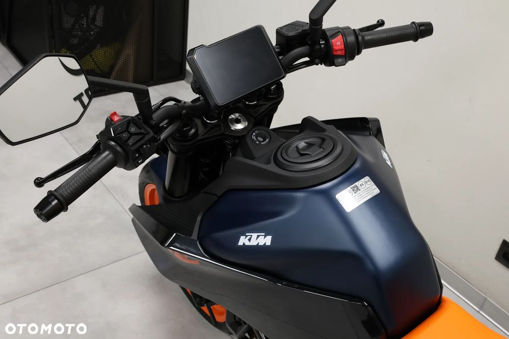 KTM Duke 125 - 15