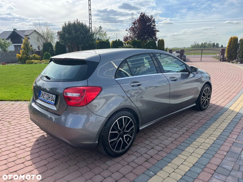 Mercedes-Benz Klasa A 180 (BlueEFFICIENCY) - 11