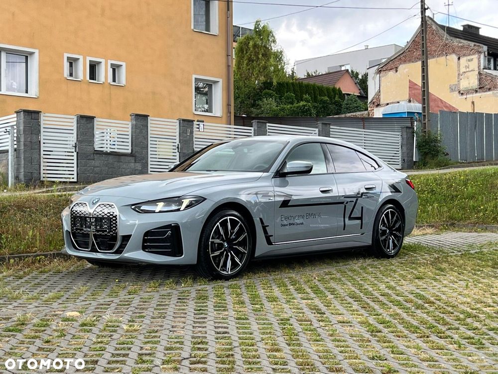 BMW i4 - 2
